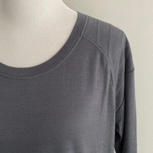 ·Vie Active·Adorable Cropped Lightweight sweatershirt, Small, Like new condition